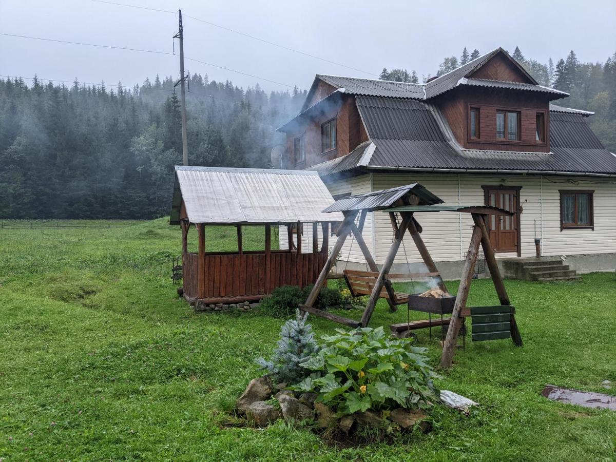 Na Hutori Hotel Tatariv Luaran gambar