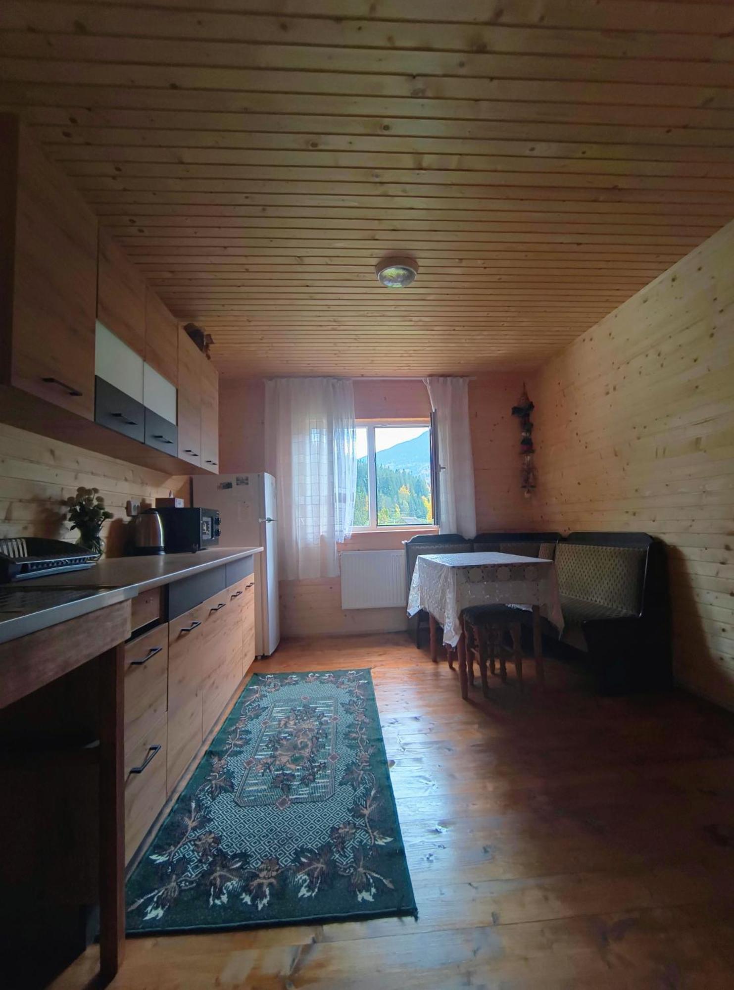 Na Hutori Hotel Tatariv Luaran gambar
